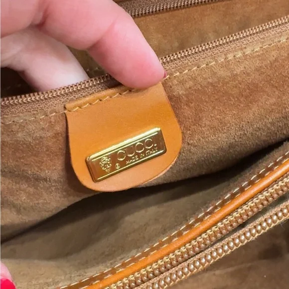 Gucci Vintage Saddle Bag - Picture 13 of 15